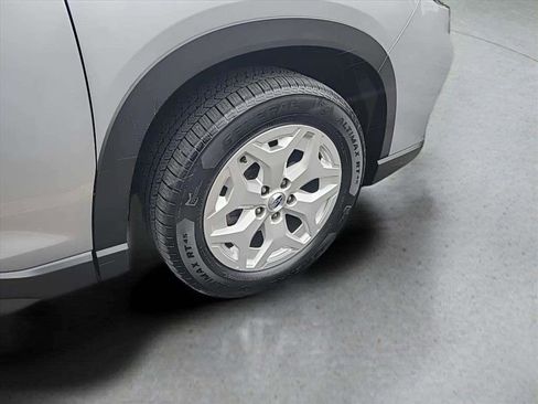 Used 2019 Subaru Forester Base Model w/ Alloy Wheel Package image 28