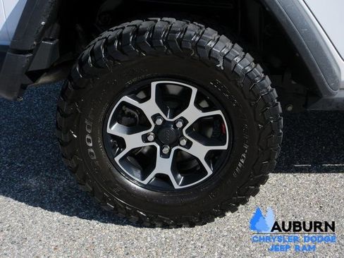 Used 2022 Jeep Wrangler Unlimited Rubicon image 3