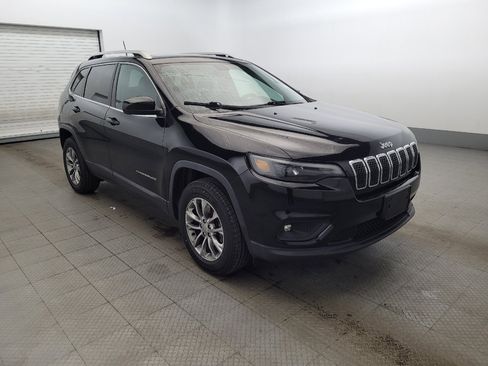 Used 2019 Jeep Cherokee Latitude Plus w/ Comfort/Convenience Group image 13