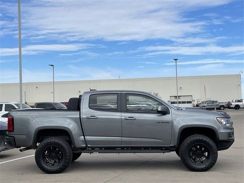 Used 2022 Chevrolet Colorado ZR2 image 3