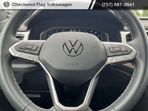 Used 2023 Volkswagen Atlas Cross Sport SE AWD/4WD image 35