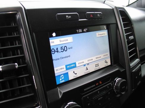 Used 2019 Ford F150 XLT w/ Equipment Group 302A Luxury image 22