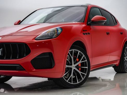 New 2026 Maserati Grecale Modena AWD/4WD image 2