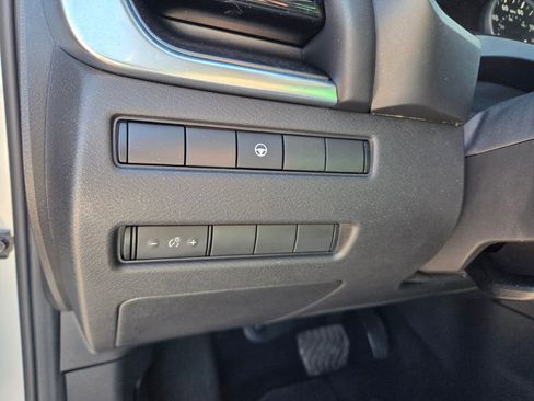 Used 2021 Nissan Rogue SV image 22