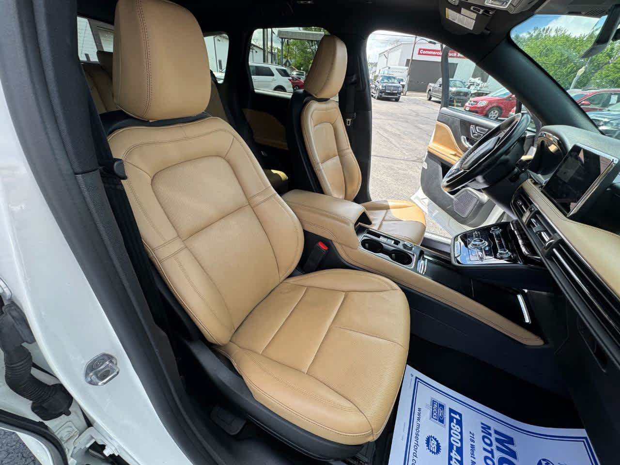 Used 2022 Lincoln Corsair Reserve w/ Elements Package AWD/4WD image 36