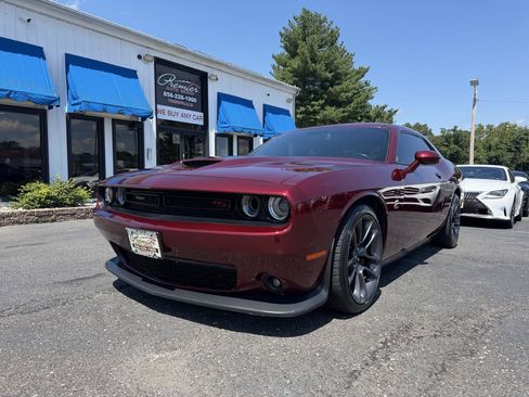 Used 2020 Dodge Challenger R/T Scat Pack w/ Plus Package RWD image 1
