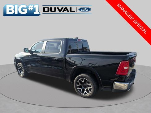 Used 2025 RAM 1500 Laramie AWD/4WD image 6