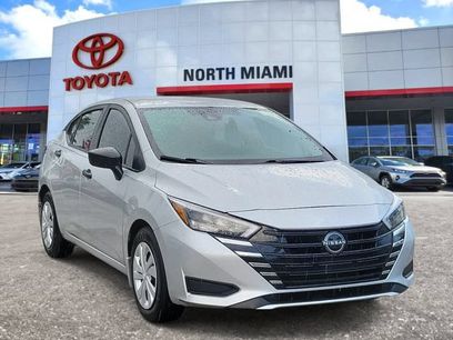 Used 2025 Nissan Versa S w/ Trunk Package