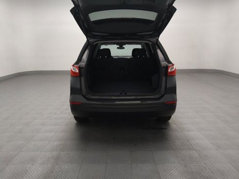 Used 2020 Chevrolet Equinox LS w/ LPO, Cargo Package FWD image 29