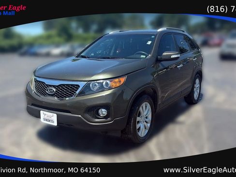Used 2011 Kia Sorento LX w/ Convenience Pkg FWD image 1