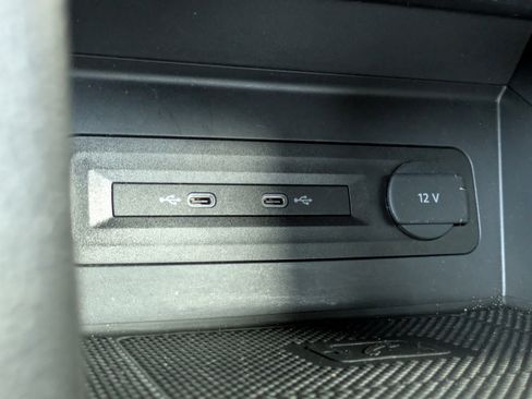 Used 2022 Volkswagen Atlas SE FWD image 26