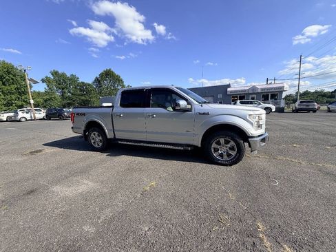 Used 2015 Ford F150 Lariat w/ Equipment Group 502A Luxury AWD/4WD image 16