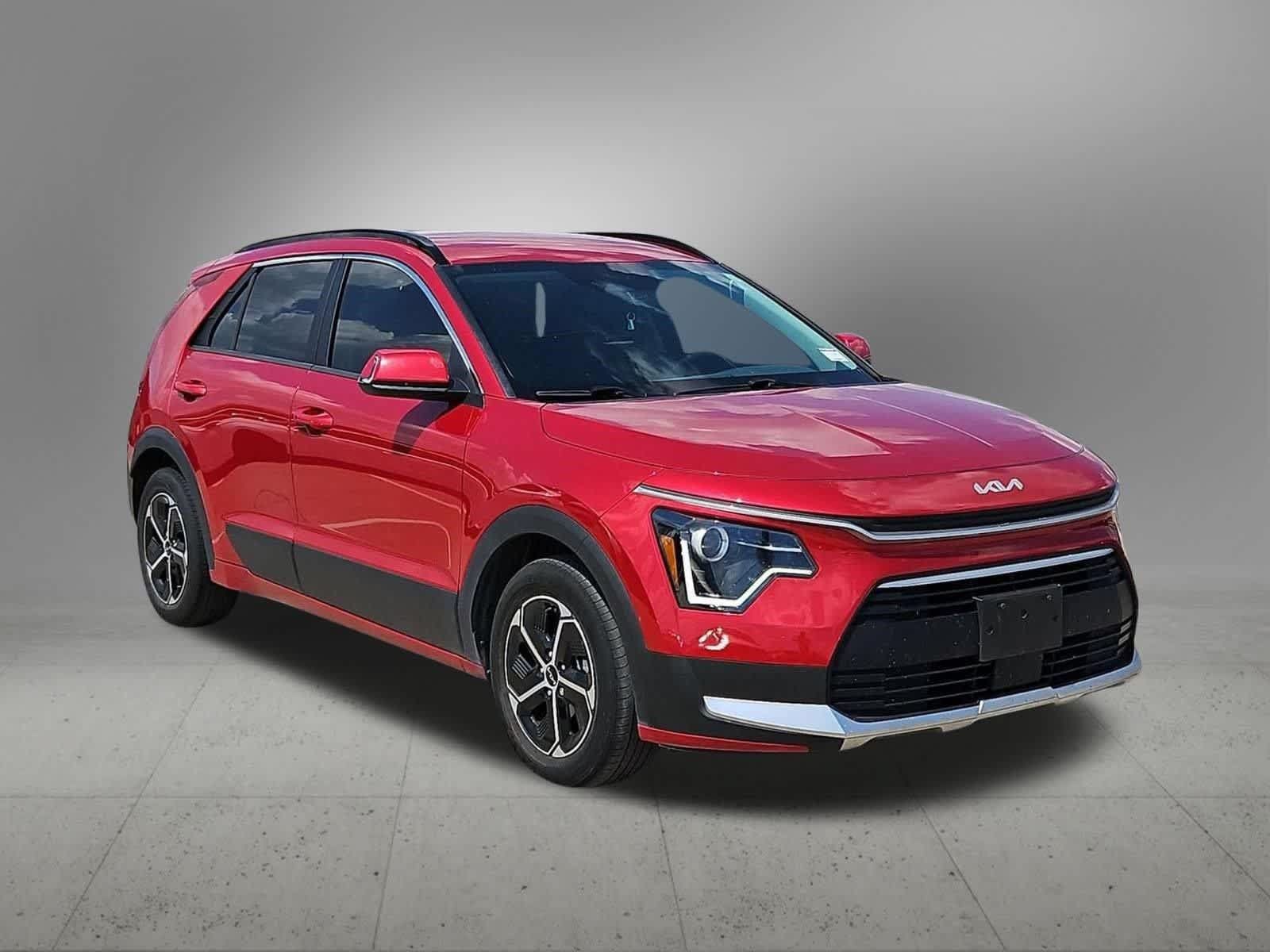 Used 2023 Kia Niro EX FWD image 7