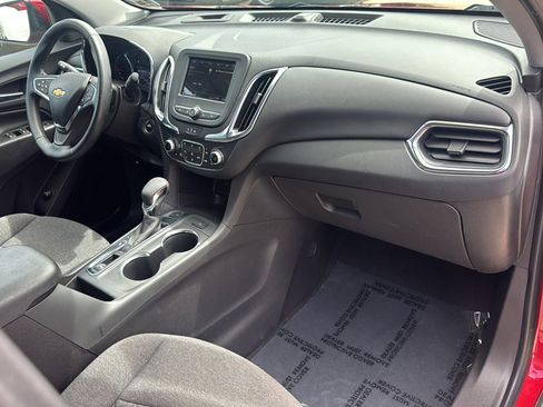 Used 2023 Chevrolet Equinox LT AWD/4WD image 11