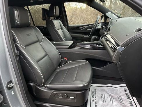 Certified 2024 Cadillac Escalade Sport w/ Touring Package image 30