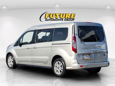 Used 2020 Ford Transit Connect XLT image 7