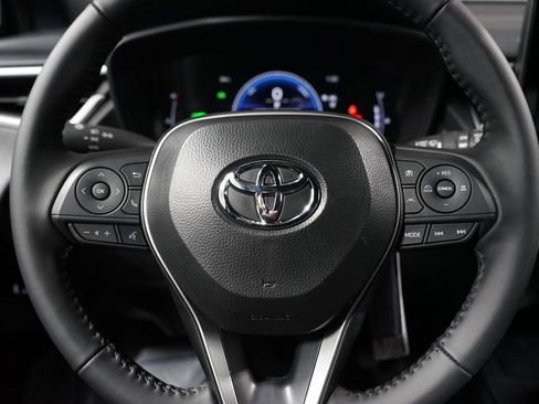 New 2026 Toyota Corolla Cross SE image 12