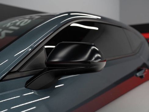 Used 2019 Chevrolet Camaro ZL1 RWD image 34