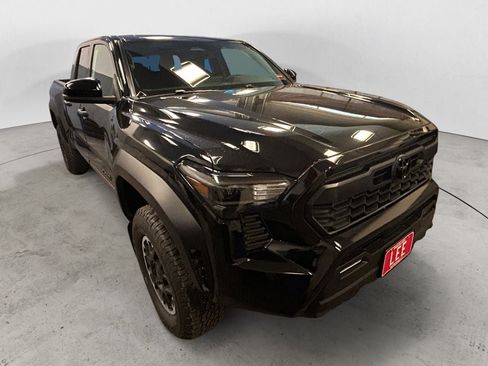 New 2026 Toyota Tacoma TRD Off-Road AWD/4WD image 7