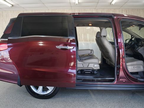 Used 2018 Honda Odyssey EX-L image 36