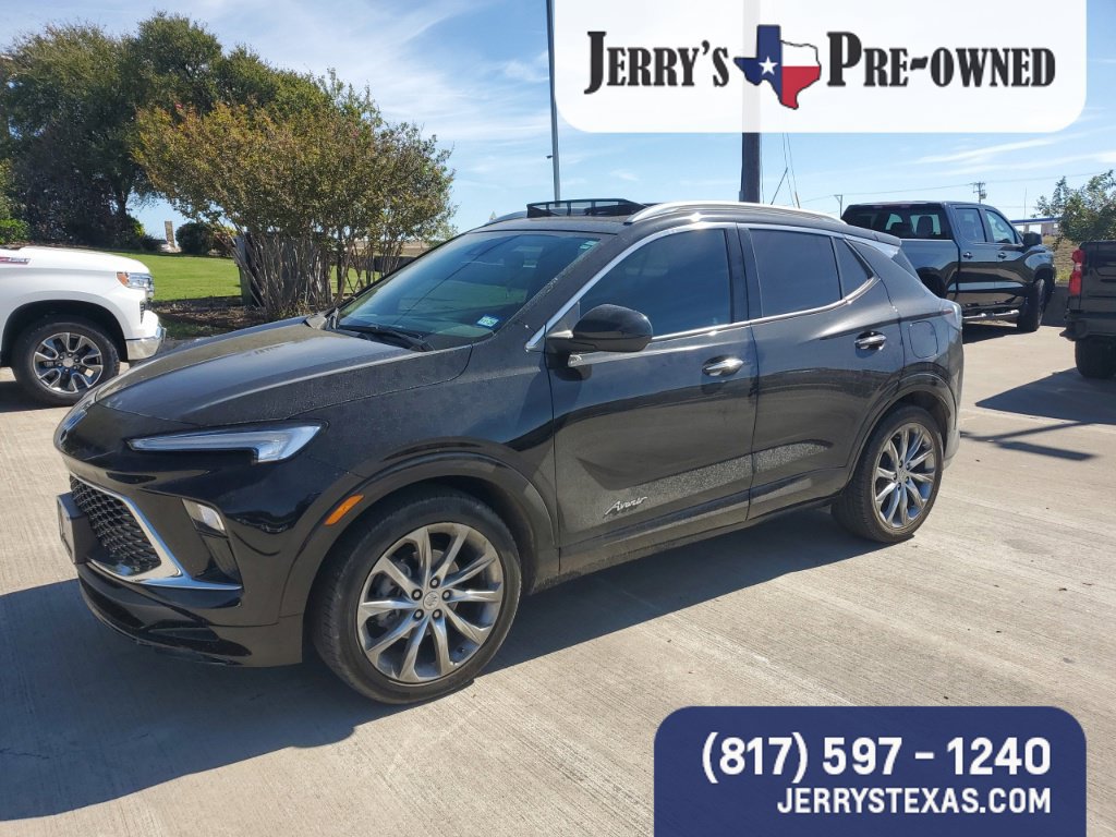 Used 2024 Buick Encore GX Avenir w/ Avenir Convenience Package FWD image 1