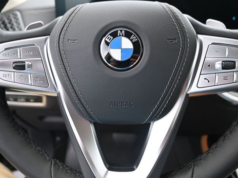 New 2026 BMW X7 xDrive40i AWD/4WD image 14