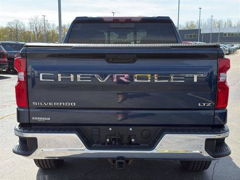 Used 2022 Chevrolet Silverado 1500 LTZ w/ Technology Package AWD/4WD image 7