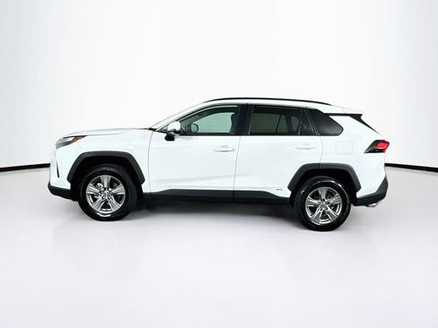 Used 2024 Toyota RAV4 XLE AWD/4WD image 6