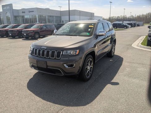 Used 2019 Jeep Grand Cherokee Limited image 1