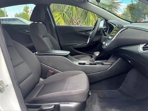 Used 2024 Chevrolet Malibu LT image 21
