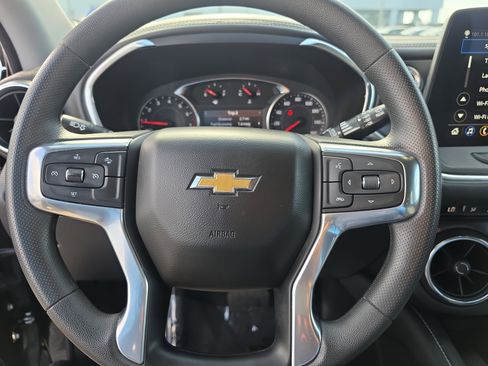 Certified 2023 Chevrolet Blazer LT w/ Convenience Package FWD image 21