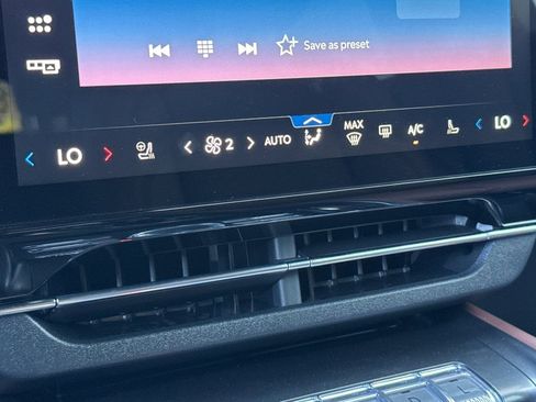 New 2026 Lincoln Nautilus Reserve image 18