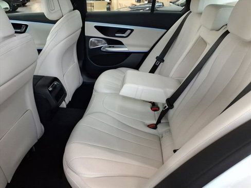 New 2026 Mercedes-Benz E 450 4MATIC Sedan image 18