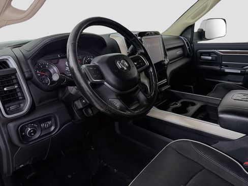 Used 2019 RAM 2500 Laramie AWD/4WD image 9