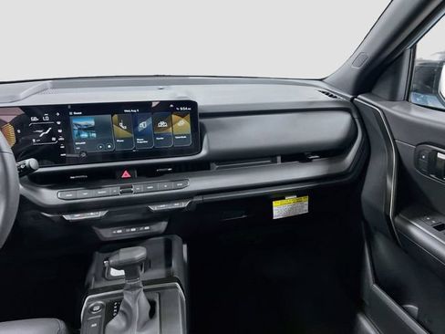 New 2027 Kia Seltos X-Line S w/ X-Line S Premium Package AWD/4WD image 24
