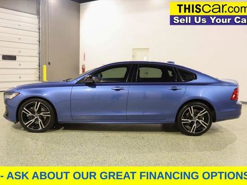Used 2020 Volvo S90 T6 R-Design image 4