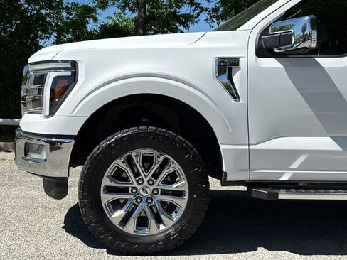 Used 2024 Ford F150 Lariat w/ FX4 Off-Road Package image 5