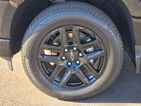 Certified 2023 Chevrolet Silverado 1500 Custom image 9