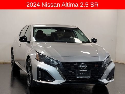 Certified 2024 Nissan Altima 2.5 SR image 2