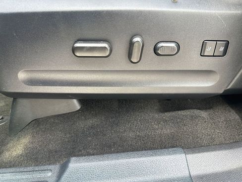 Used 2017 Ford Expedition EL Platinum image 16