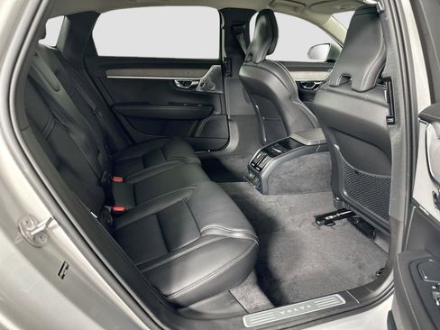 New 2025 Volvo S90 B6 Ultra w/ Lounge Package image 25