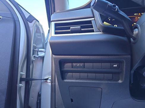 New 2025 Mitsubishi Outlander SE AWD/4WD image 14