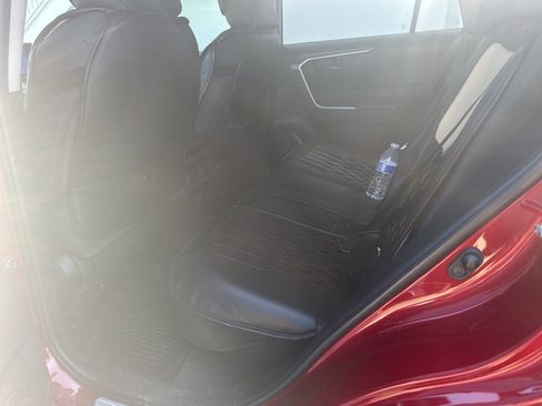 Used 2023 Toyota RAV4 LE image 4