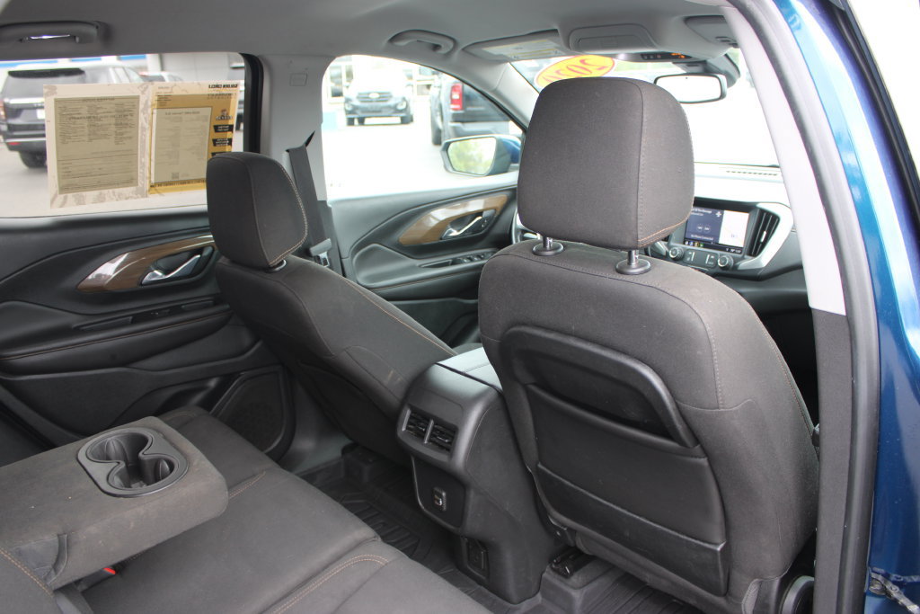 Used 2020 GMC Terrain SLE w/ Driver Convenience Package FWD image 34
