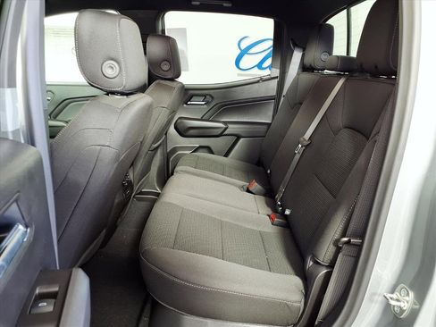 New 2026 GMC Canyon Elevation w/ Convenience Package image 17