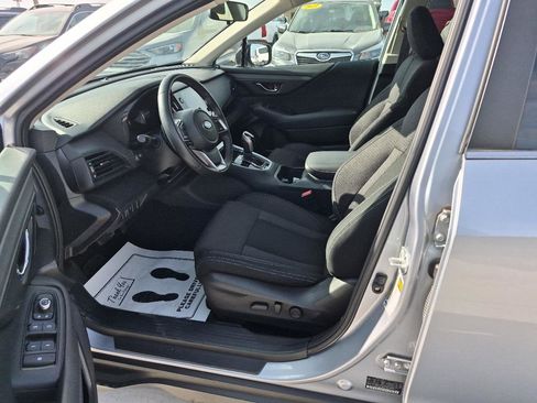Used 2024 Subaru Outback Premium AWD/4WD image 16