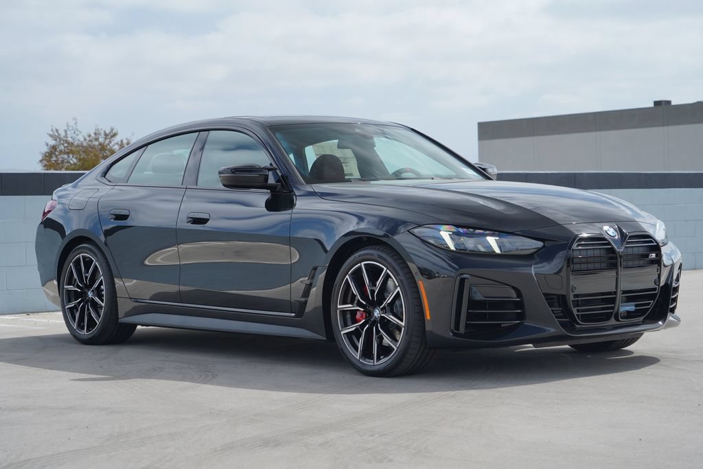 New 2027 BMW M440i w/ Premium Package RWD image 3