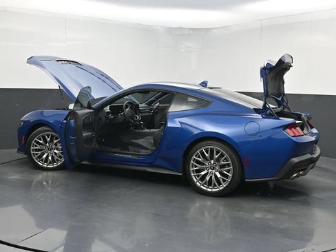 Used 2024 Ford Mustang GT Premium RWD image 41