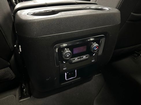 Used 2025 GMC Yukon XL Denali w/ Sun & Power Step Package image 44