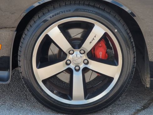 Used 2012 Dodge Challenger SRT8 RWD image 25